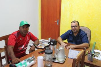 O prefeito Fábio se reuniu com o atleta e maratonista Laércio Ferreira(Shell) para discutir a realização de uma maratona
