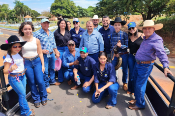 Cavalgada encerra comemorações do 72º aniversário de Flora Rica com homenagens, cultura e música