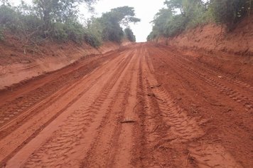Projeto garante a recuperação de 100% das estradas rurais do município