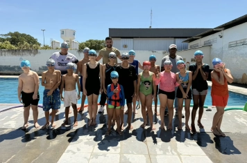 Novos kits de materiais esportivos para aulas de natação e hidroginástica