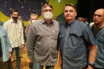 Prefeito Gica protocola pedidos ao município durante encontro com presidente Bolsonaro