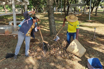 Mutirão de Limpeza reforça cuidados no Bosque