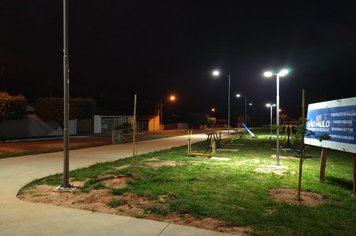 Pista de corrida no Estádio Municipal recebe iluminação