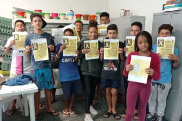CRAS Flora Rica realiza roda de conversa com os adolescentes do projeto SCFV sobre o tema Setembro Amarelo