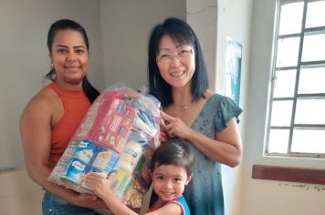 Distribuição das cestas natalinas aos servidores municipais