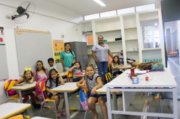 A Escola Olga A. L. Emboava deu as boas-vindas aos alunos da educação infantil nessa sexta-feira (03) para o início do ano letivo. 