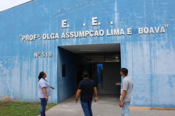 A prefeitura de Flora Rica está realizando importantes reparos nas escolas municipais