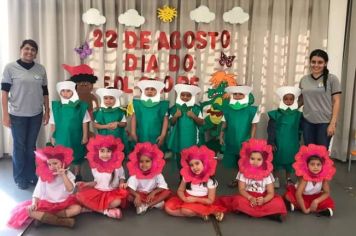 Dia do Folclore nas escolas Armando Lopes Moreno e Olga A. L. Emboava