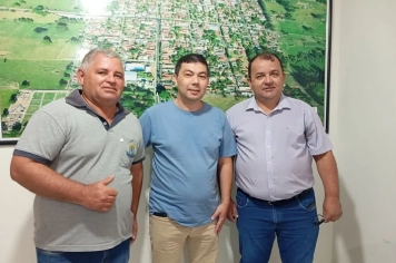 Prefeito recebe supervisor para tratar de cursos profissionalizantes