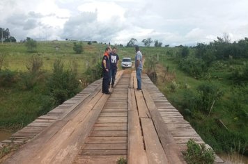 Prefeito Gica e secretários recebem representante da Defesa Civil para iniciar obra na Ponte Emboava