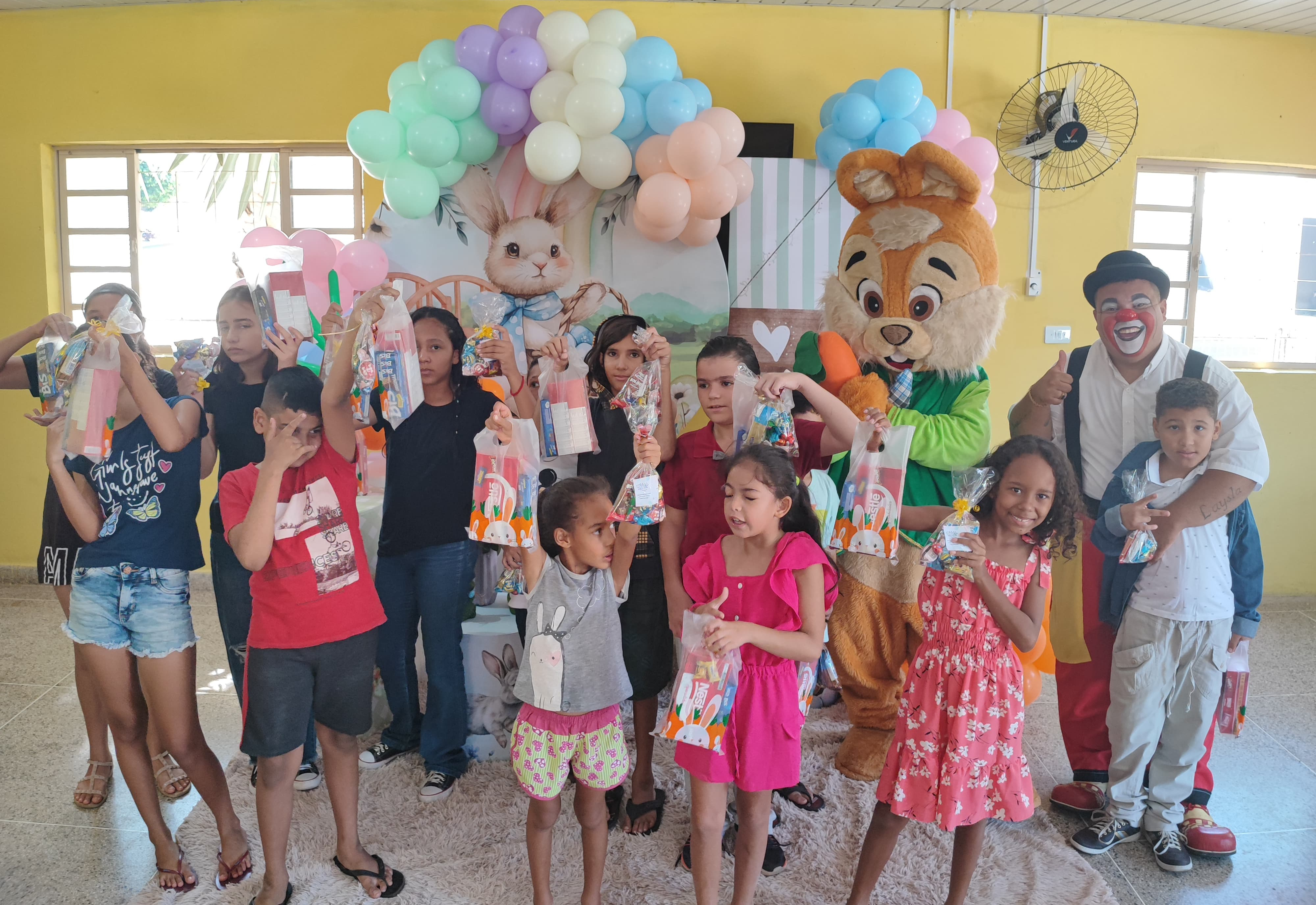 CRAS realiza Festa de Páscoa