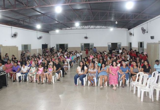 Celebração do Dia das Mães das Escolas Municipais