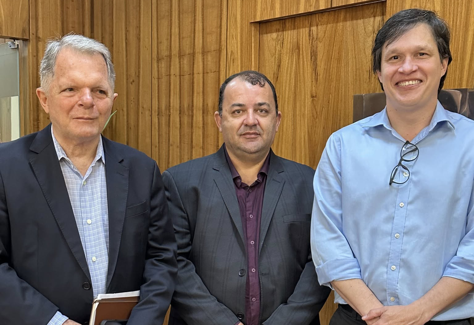 Prefeito Fábio solicita ampliação e reforma completa de escola em reunião com a Secretaria da Educação