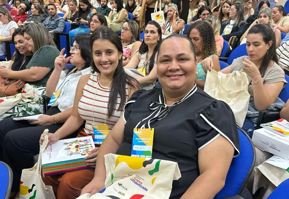Flora Rica é representada no seminário do ProLEEI em Presidente Prudente