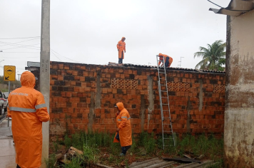 Ação emergencial: Famílias atingidas por vendaval recebem apoio imediato