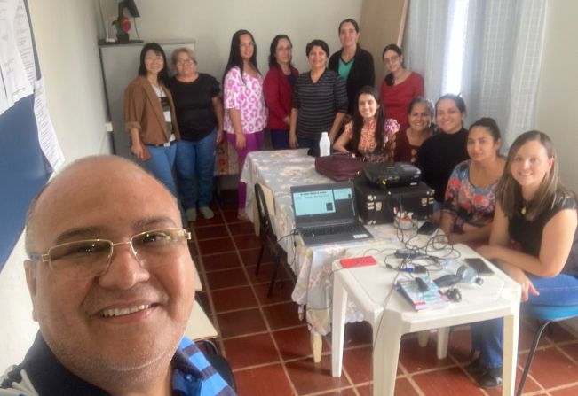 Equipe da Educação Municipal participa de projeto psicoemocional